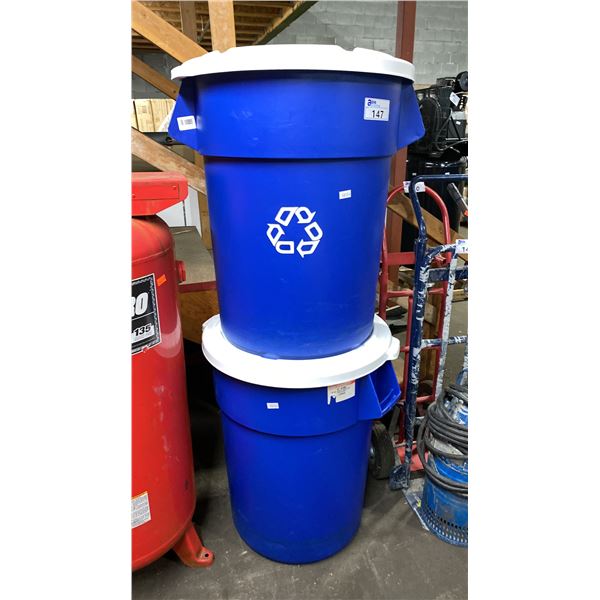 PAIR OF BRUTE H-5153 BLUE 55 GALLON RECYCLING CANS WITH LIDS