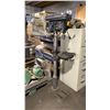 Image 1 : MAGNUM INDUSTRIAL MI-76150, 1/2HP  14" FLOOR DRILL PRESS