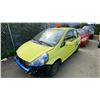 Image 1 : 2007 HONDA FIT, 4DR HATCHBACK, YELLOW, VIN JHMGD38207S815029,