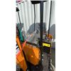 Image 6 : MIVA VA13 YELLOW 13.5 HP GAS POWERED RUBBER TRACK MINI EXCAVATOR WITH ATTACHED DIGGING BUCKET,