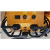 Image 5 : SDLOOL SL360T YELLOW 420CC GAS POWERED RUBBER TRACK STAND ON MINI SKID STEER LOADER WITH