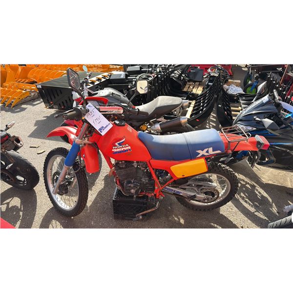 1985 HONDA 350R XL OPEN MOTORCYCLE, RED, VIN JH2ND0308FK101801,