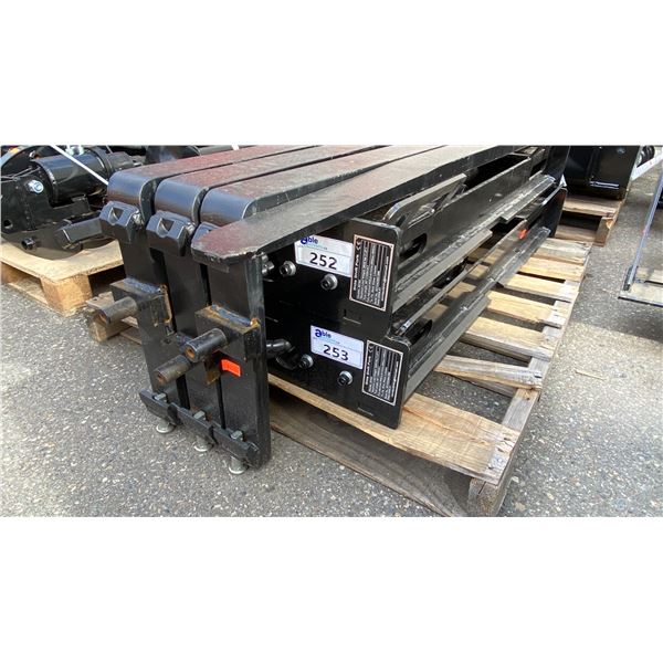 GIYI GY-SF60, SKID STEER 60" HYDRAULIC SIDE SHIFT PALLET FORK ATTACHMENT