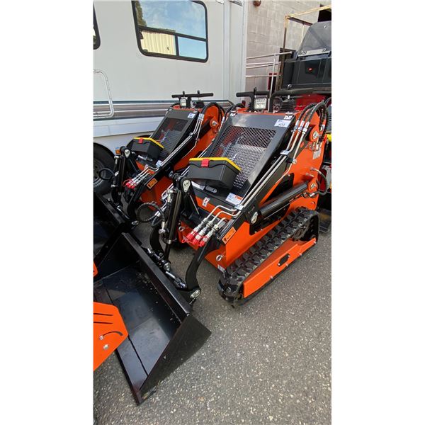 SDLOOL SL36C ORANGE 420CC GAS POWERED RUBBER TRACK STAND ON MINI SKID STEER LOADER WITH 42"W