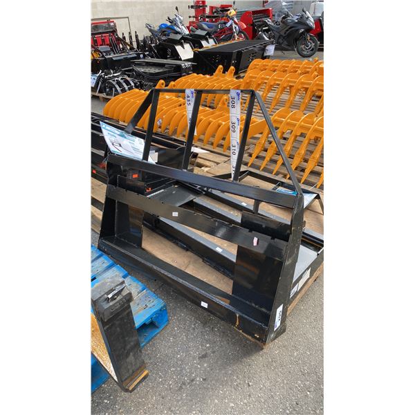 AGT INDUSTRIAL SAII100 SKID STEER PALLET FORK ATTACHMENT WITH 48" FORKS