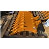 Image 2 : 305 YELLOW 32" GRAVEL RAKE EXCAVATOR ATTACHMENT