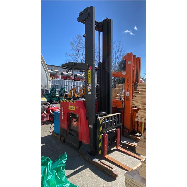 RAYMOND 750-DR2TT RED/BLACK 36V ELECTRIC STAND ON REACH TRUCK WITH CHARGER