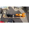 Image 2 : EXCAVATOR DRIVE MOTOR ATTACHMENT WITH 16" AUGER & AUGER EXTENSION