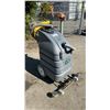 Image 3 : TENNANT V-WD-15 COMMERCIAL ELECTRIC WALK BEHIND JANITORIAL VACUUM *NO WAND, HAS HOSES*