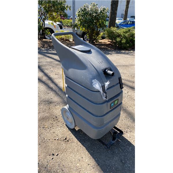 TENNANT V-WD-15 COMMERCIAL ELECTRIC WALK BEHIND JANITORIAL VACUUM *NO WAND, NO HOSES*
