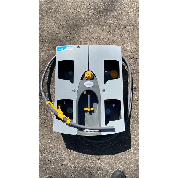 DIVERSEY QUATTRO SELECT COMMERCIAL WALL HUNG 4 STATION MULTI CLEANING DISPENSER STATION