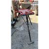 Image 2 : PAIR OF MILWAUKEE INDUSTRIAL FOLDING PIPE TRIPODS