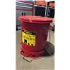 Image 3 : SMALL RED MOBILE TOOL BOX & JUSTRITE OIL WASTE CAN