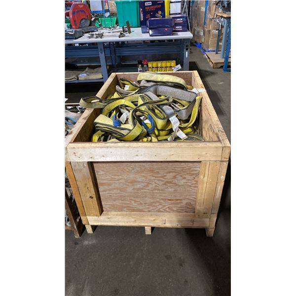 WOODEN CRATE OF ASSORTED HEAVY DUTY LIFTING STRAPS *CRATE INCLUDED*