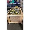 Image 1 : WOODEN CRATE OF ASSORTED HEAVY DUTY LIFTING STRAPS *CRATE INCLUDED*