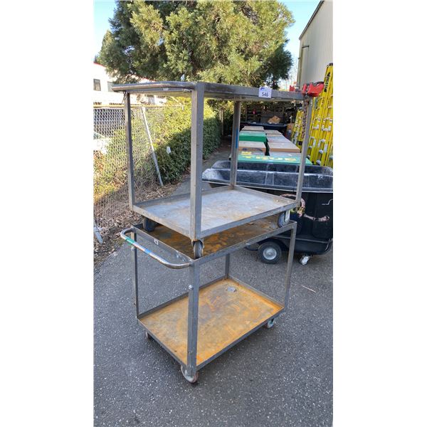 2 GREY METAL 2 TIER UTILITY CARTS WITH 1 BENCH CHAIN VICE