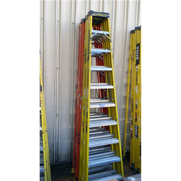 4- 10' LADDERS 3 FEATHERLITE & 1 WERNER