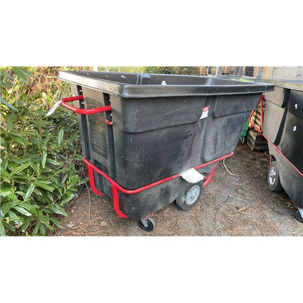 ULINE PLASTIC INDUSTRIAL MOBILE DUMPING GARBAGE BIN