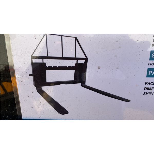 AGT INDUSTRIAL SAII100 SKID STEER PALLET FORK ATTACHMENT WITH 48" FORKS