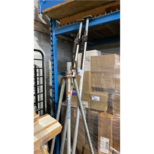 2 TRAILER LOAD LOCKS & 5' STEEL STAND