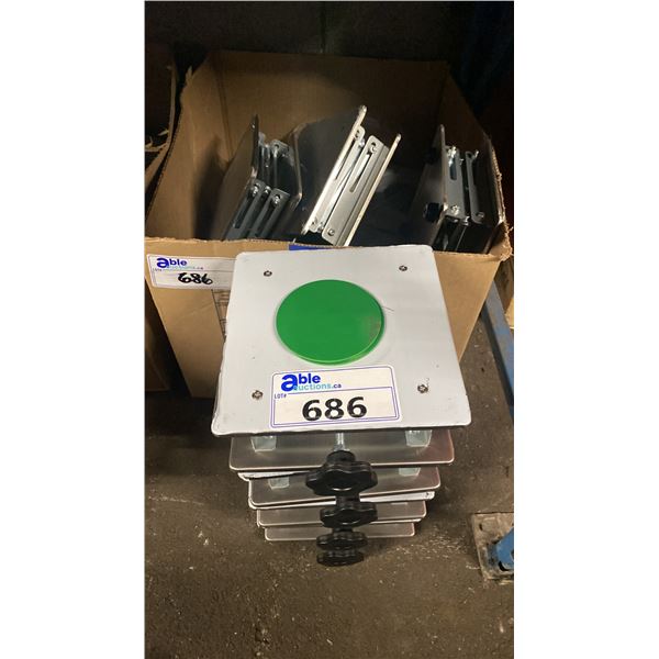 BOX OF LAB JACK STANDS