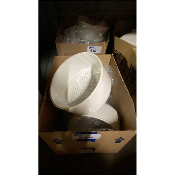 2 BOXES OF WHITE PORCELAIN LABORATORY STRAINER FUNNELS