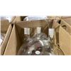 Image 3 : 2 LARGE LABORATORY ROUND BOTTOM GLASS FLASKS