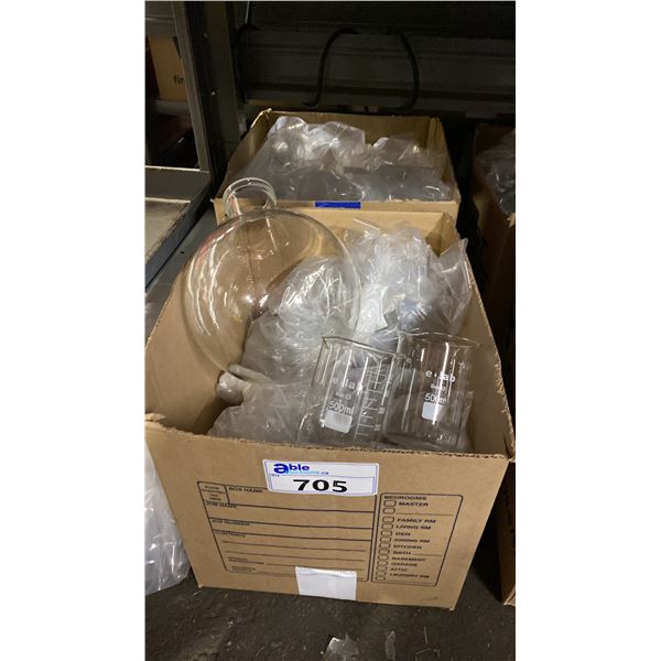 2 BOXES OF LABORATORY GLASS BEAKERS