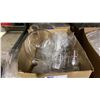 Image 2 : 2 BOXES OF LABORATORY GLASS BEAKERS