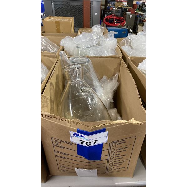 4 LARGE LABORATORY GLASS FLAT BOTTOM FLASKS