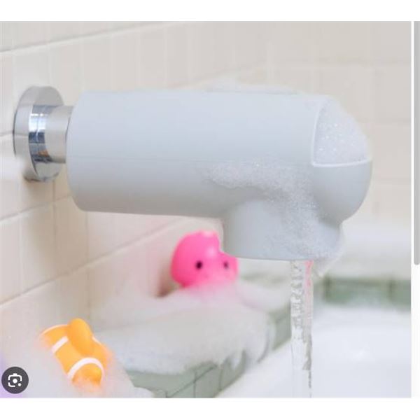 Munchkin Soft Spot Silicone Spout Guard With BPA-Free Material