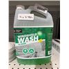 Image 2 : Co-op Premium Fluids Windshield Wash All Season 3.78L, Set of 4