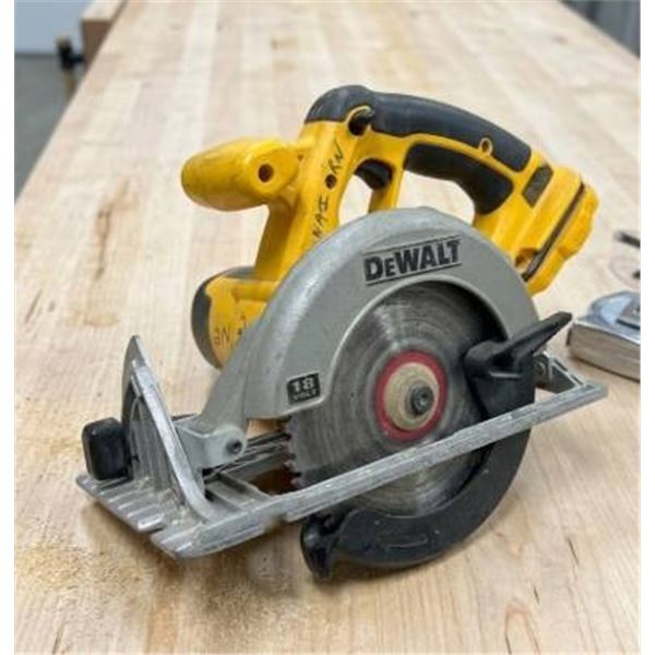 Dewalt DC390 6-1/2 inch (165mm) 18V Circular