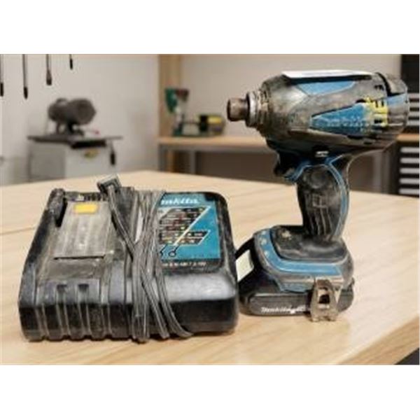 Makita 18V Cordless Drill Driver Set with Charger and Battery