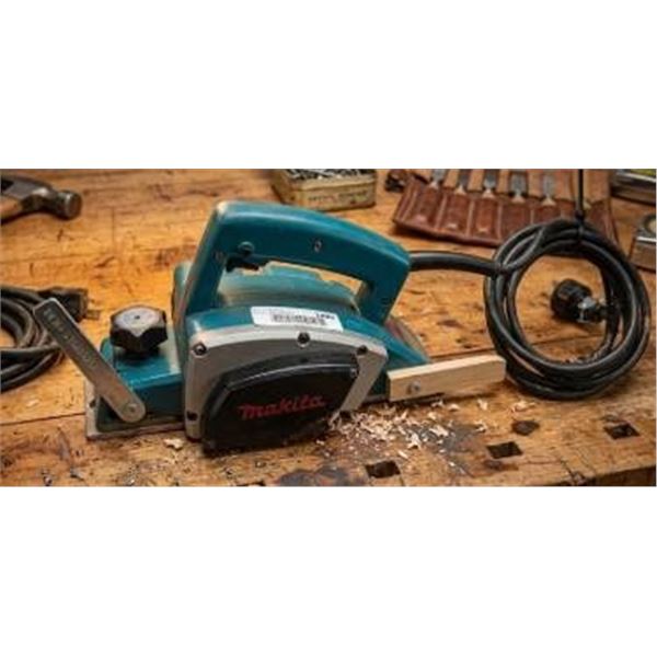 Makita Model N1923B Power Planer 120V 430W