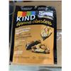 Image 3 : Kind Dipped Clusters Dark Chocolate Almond Butter Multipack
