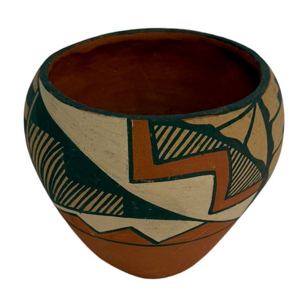Native American Jemez Pueblo Pottery, Chinana