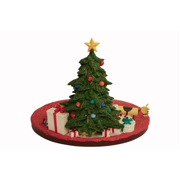 Goebel "Gift Wrapped (Christmas Morning)" Scape