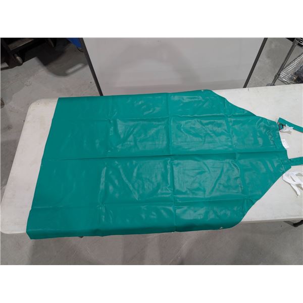 APRON POLYESTER (GREEN) 36"x40"
