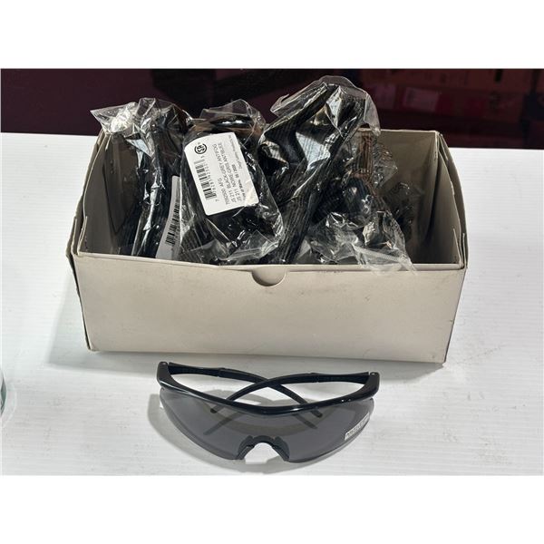 LOT: 11 AFG JS211 SAFETY GLASSES (BLACK-GRAY LENS)