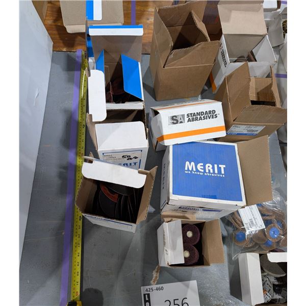 LOT: ASSORTED SANDING / BUFFING  WHEELS