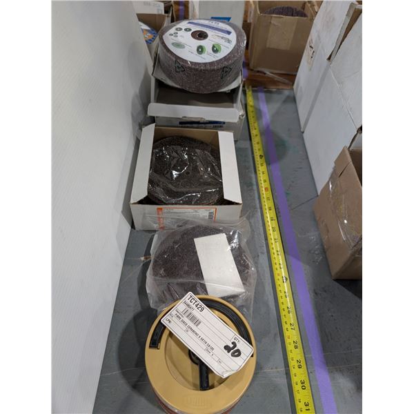 LOT: ASSORTED SANDIND DISCS
