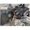 Image 2 : LOT: +/- 43 ASSORTED WORK GLOVES