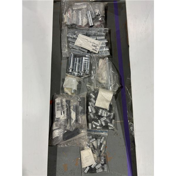 LOT: ASSORTED SOCKETS