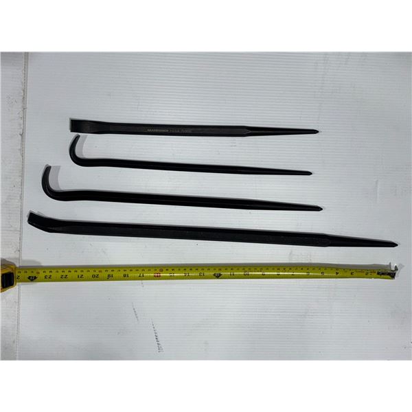 LOT: 4 ASSORTED CROWBARS