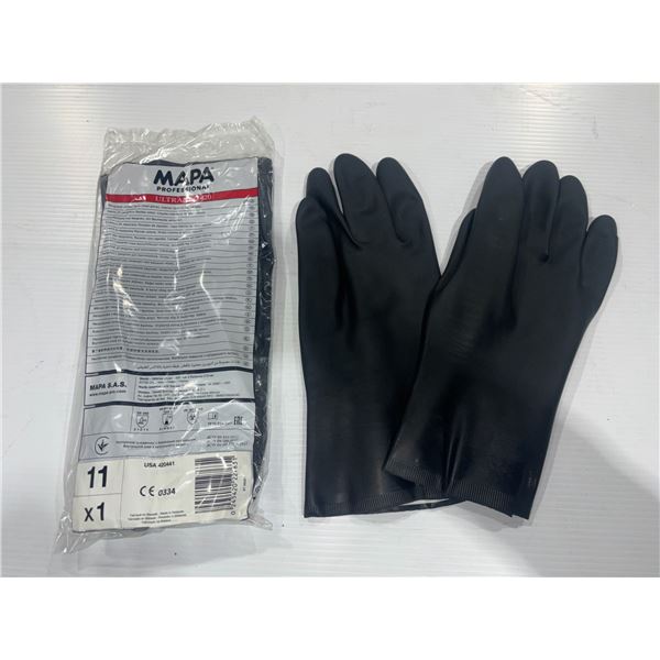 LOT OF 18 BLACK NITRILE GLOVES -gr: 11