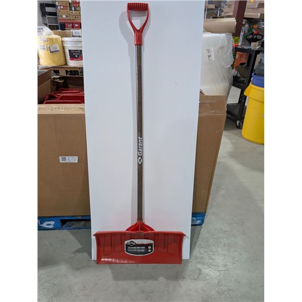 GARANT 21" PLASTIC SNOW SHOVEL