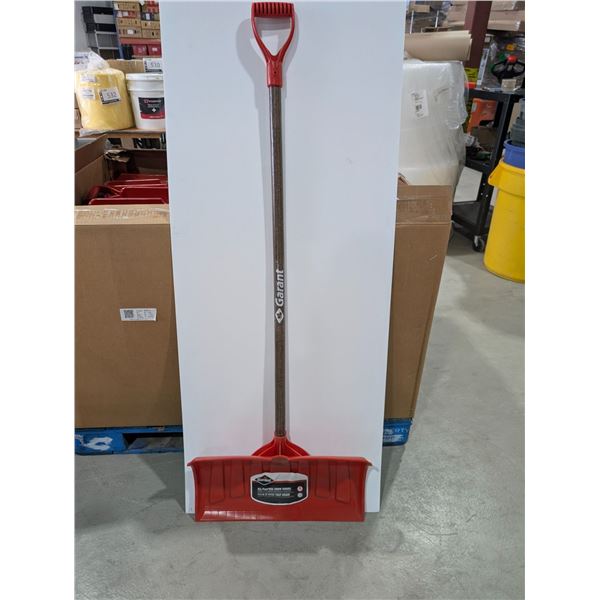 GARANT 21" PLASTIC SNOW SHOVEL