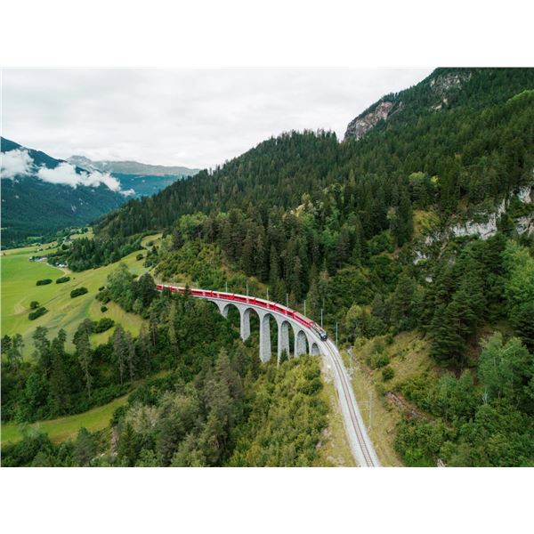 Swiss Alps Luxury Train & Culinary Escape
