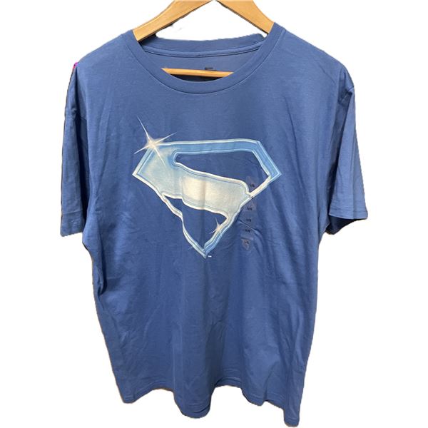 Superman T-Shirt SIZE Adult Large